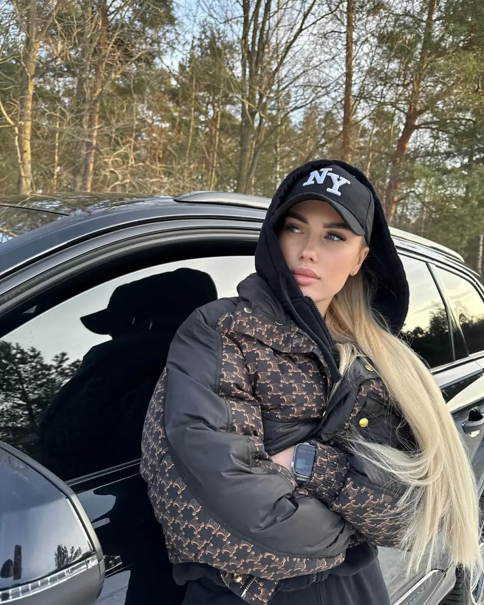 Alya escort in Dubai