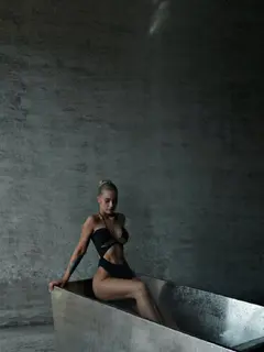 Alya escort in Dubai