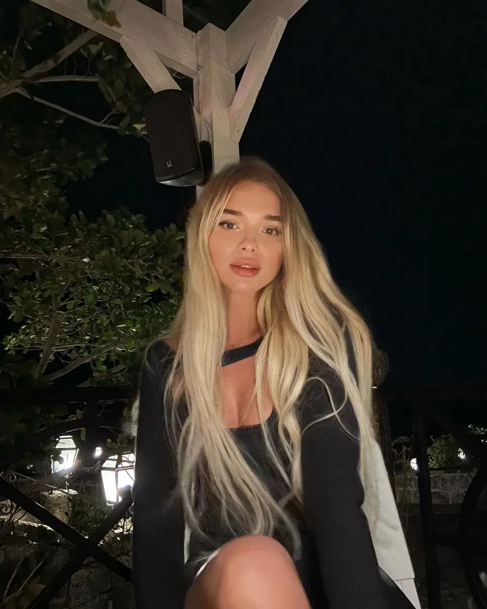 Betty escort in Dubai