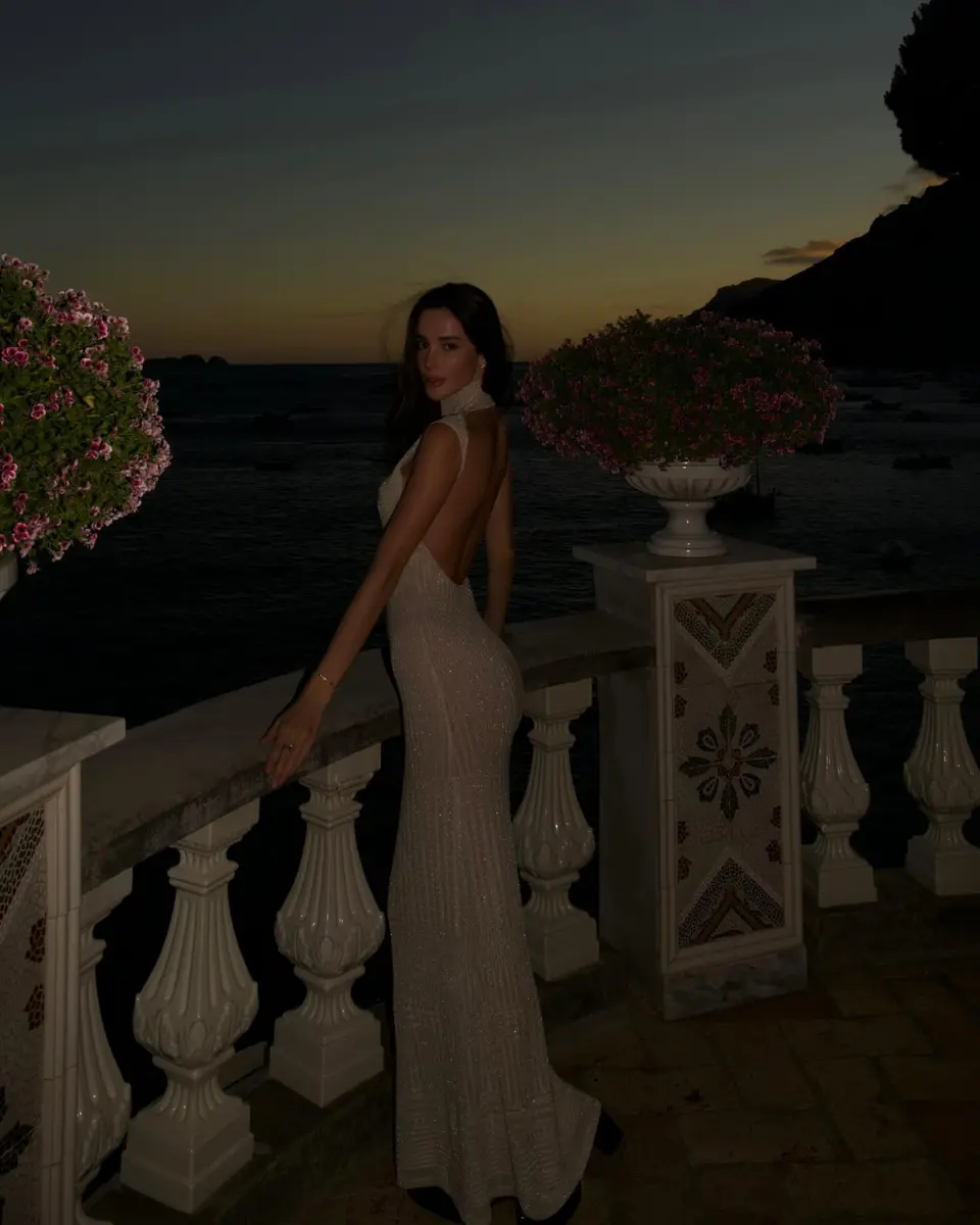 Dammi escort in Dubai