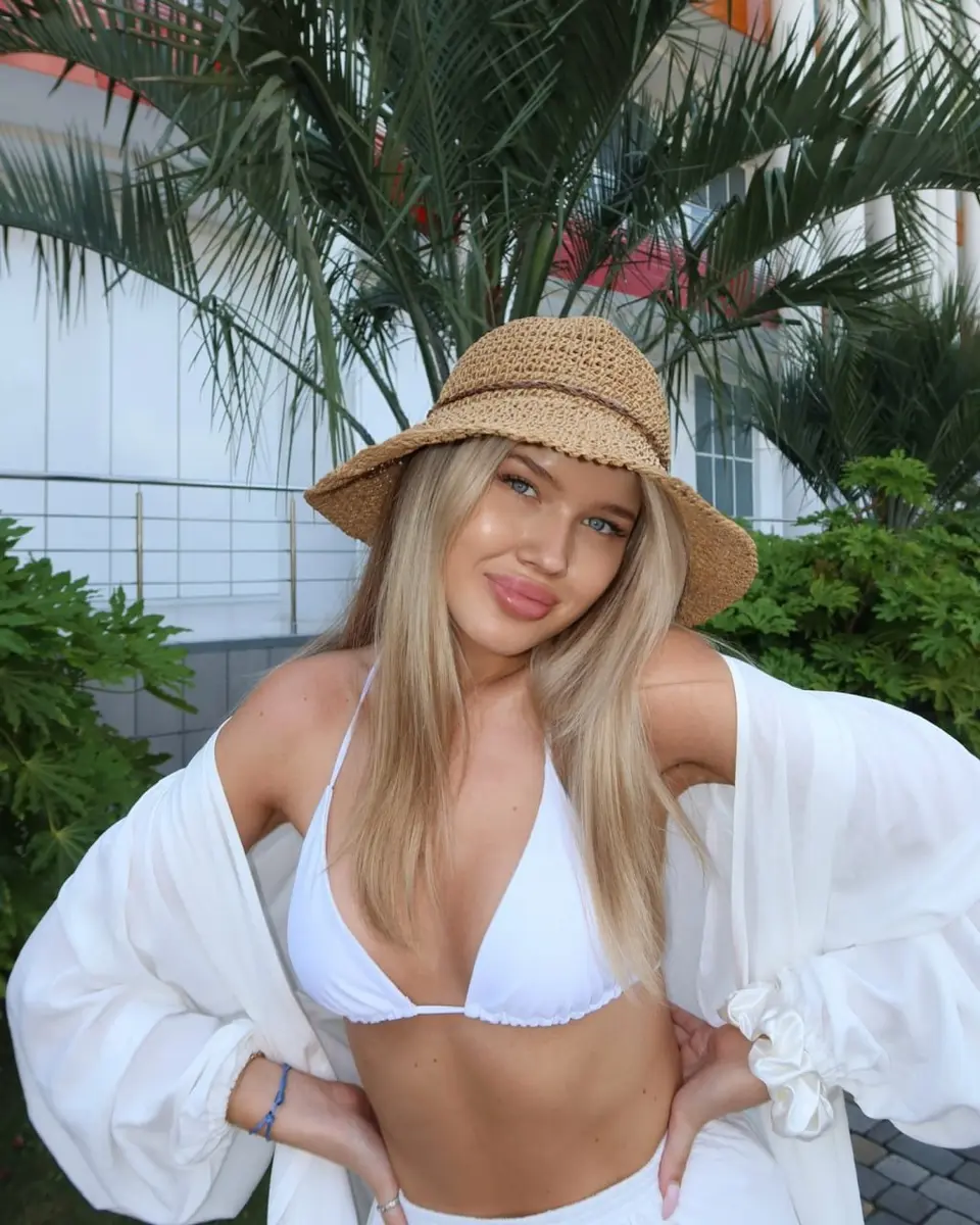 Diana escort in Dubai