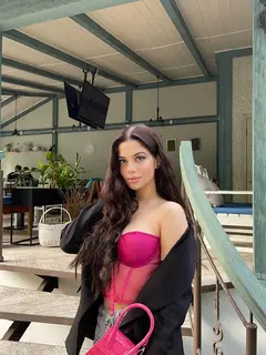 Ella escort in Dubai