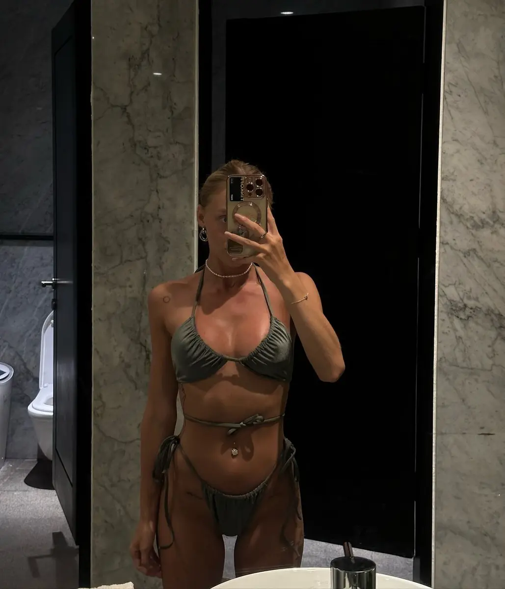 Elysia escort in Dubai