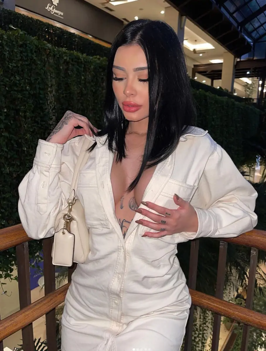 Estelle escort in Dubai