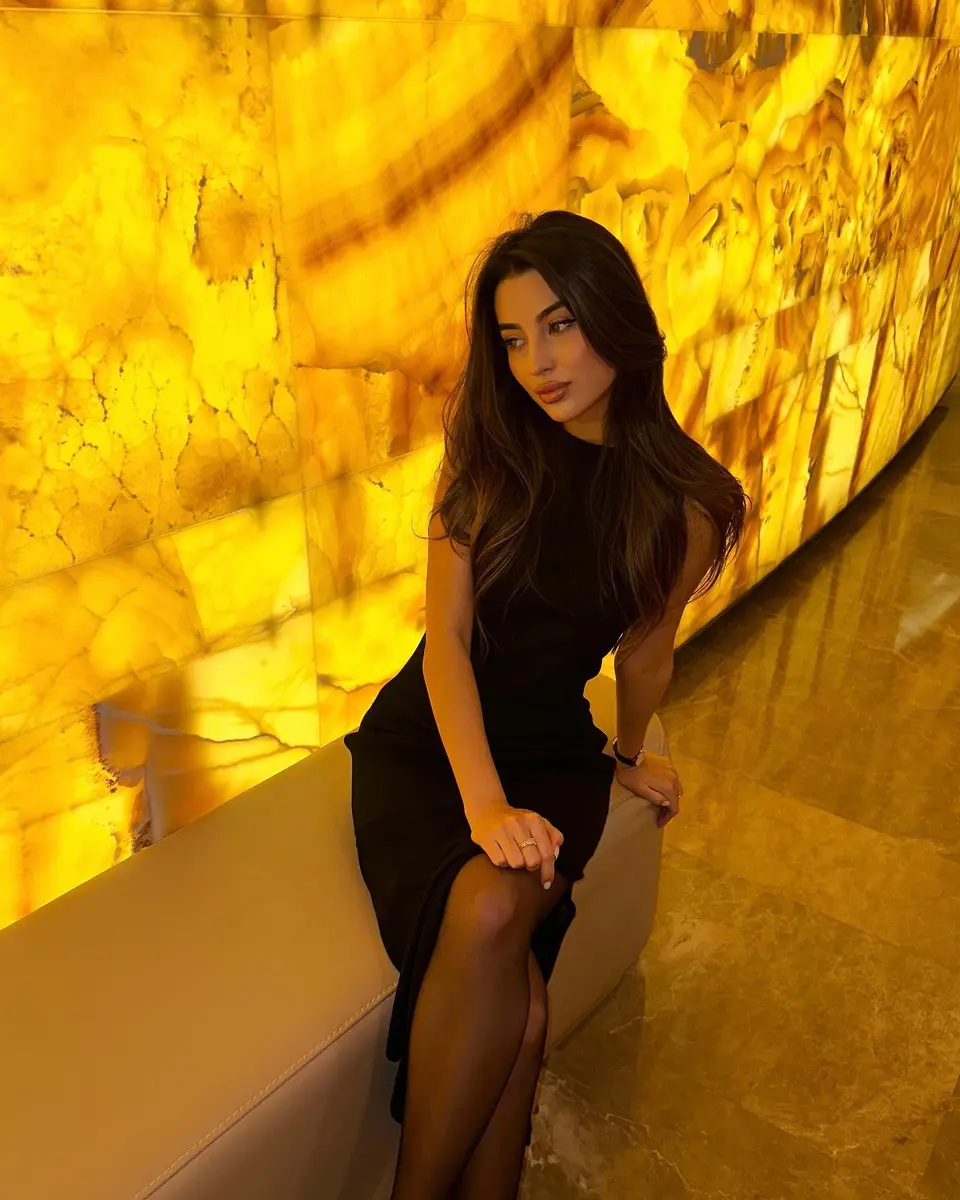 Kantira escort in Dubai