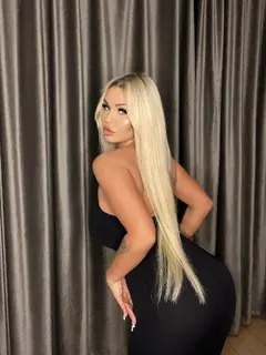 Karina escort in Dubai