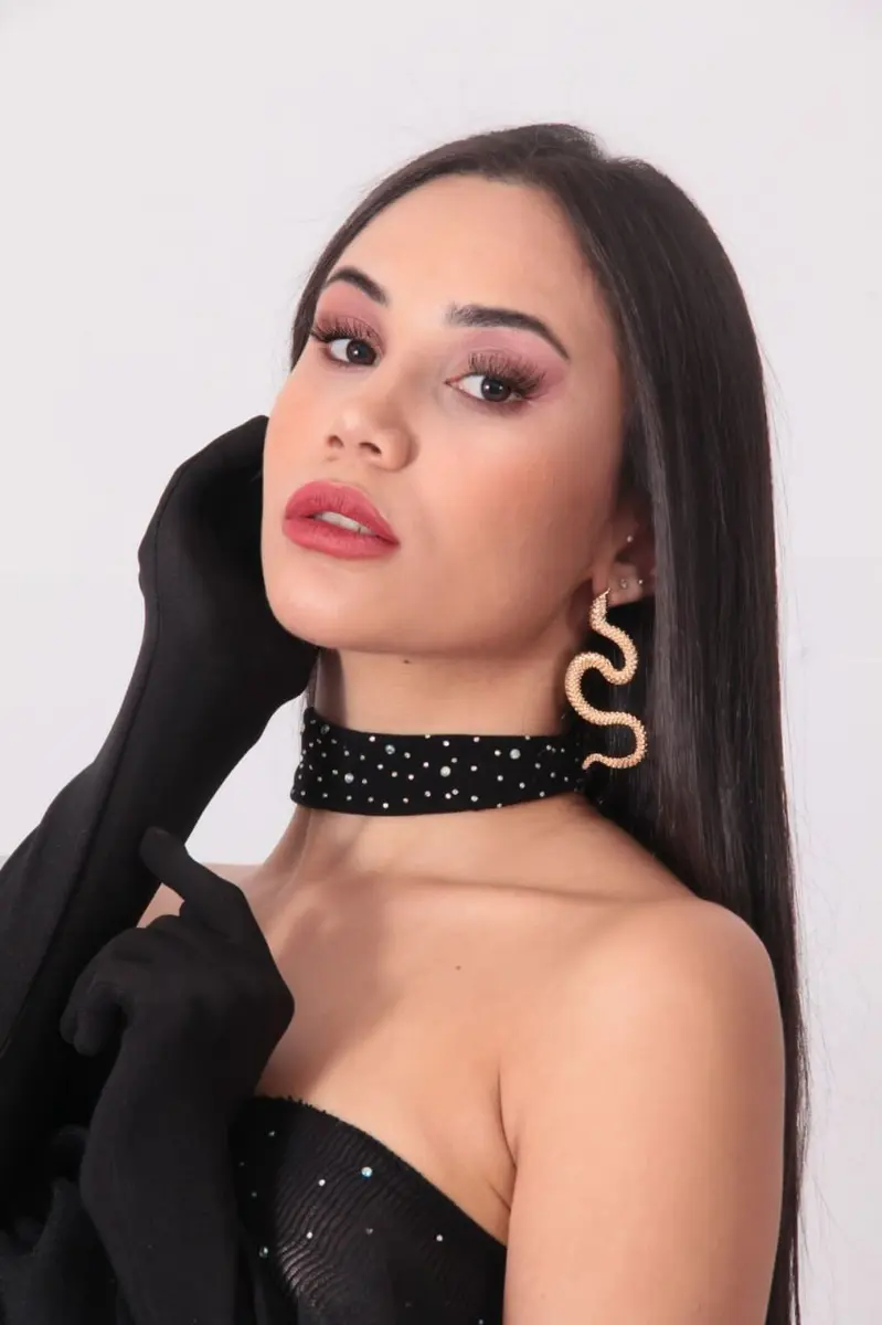 Lara escort in Dubai