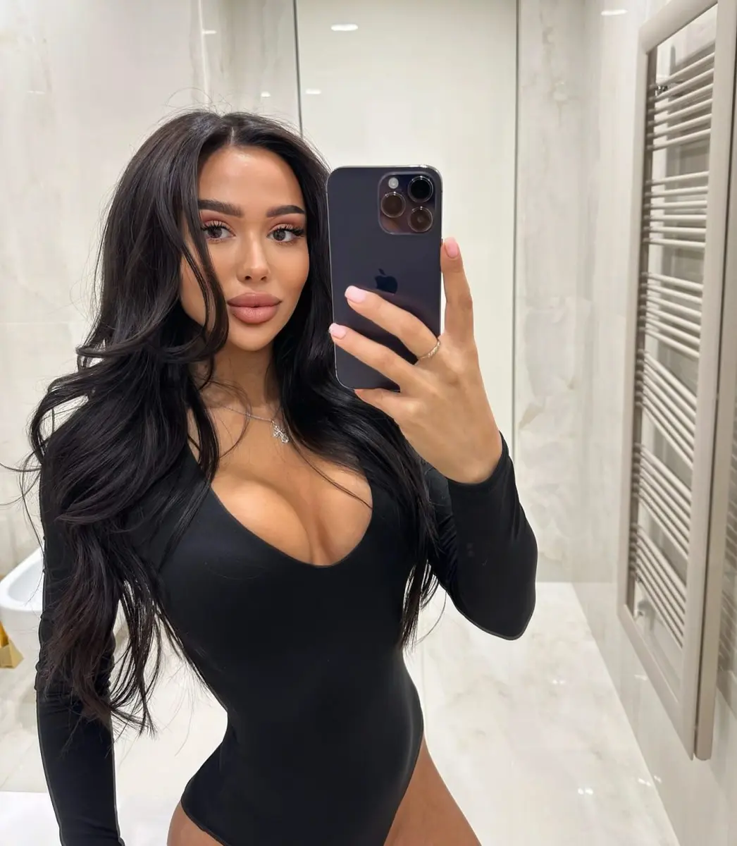 Layla escort in Dubai