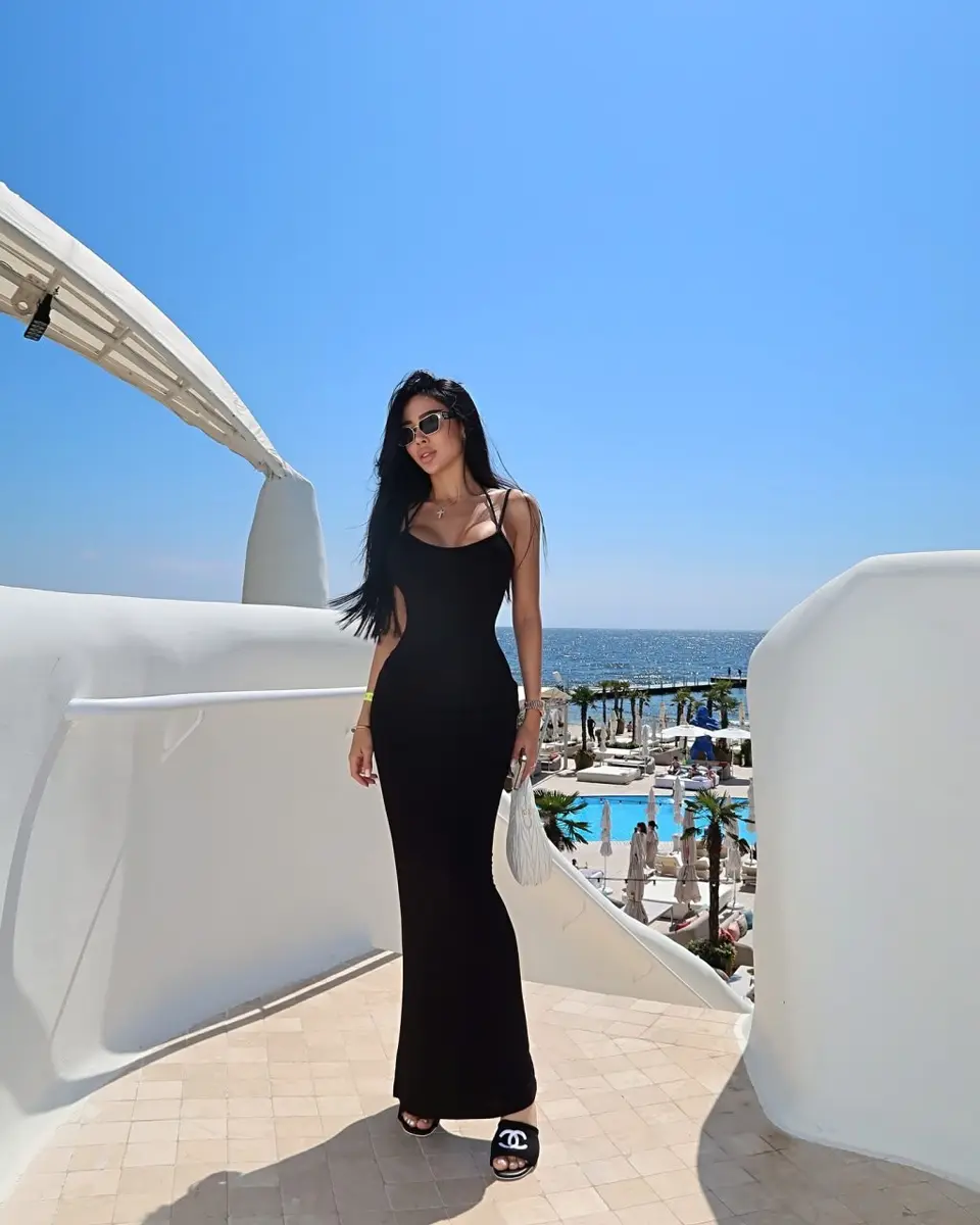 Layla escort in Dubai