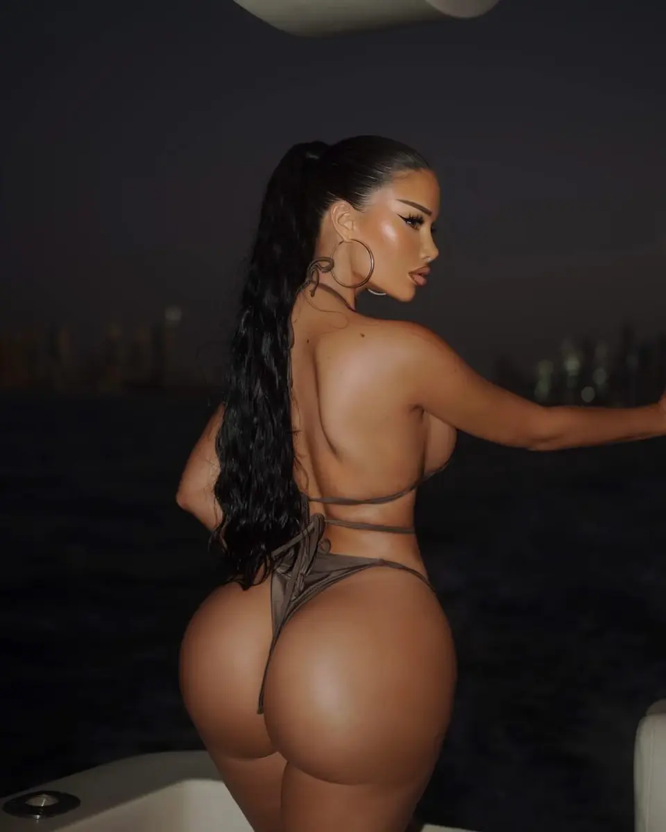 Lika escort in Dubai