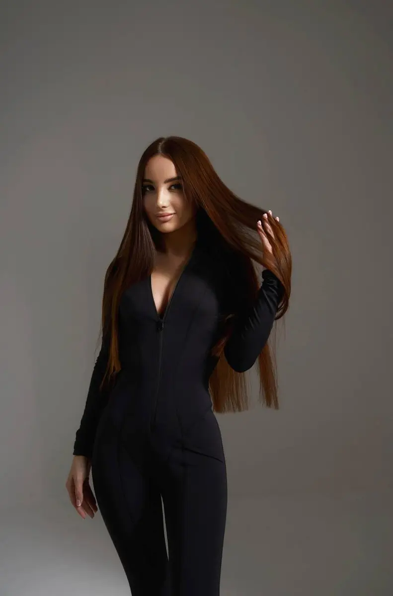 Lily escort in Dubai