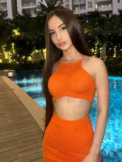 Lily escort in Dubai