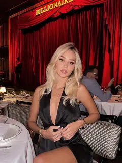 Офелия эскорт в городе Дубай