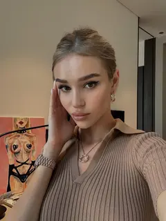 Офелия эскорт в городе Дубай