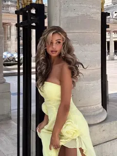 Riahanna escort in Dubai