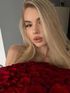 Rita escort in Dubai