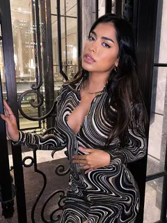 Rose escort in Dubai