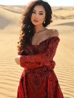 Samira escort in Dubai