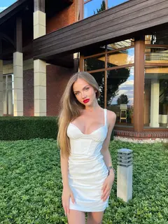 Selena escort in Dubai