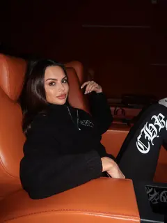 Tiri escort in Dubai