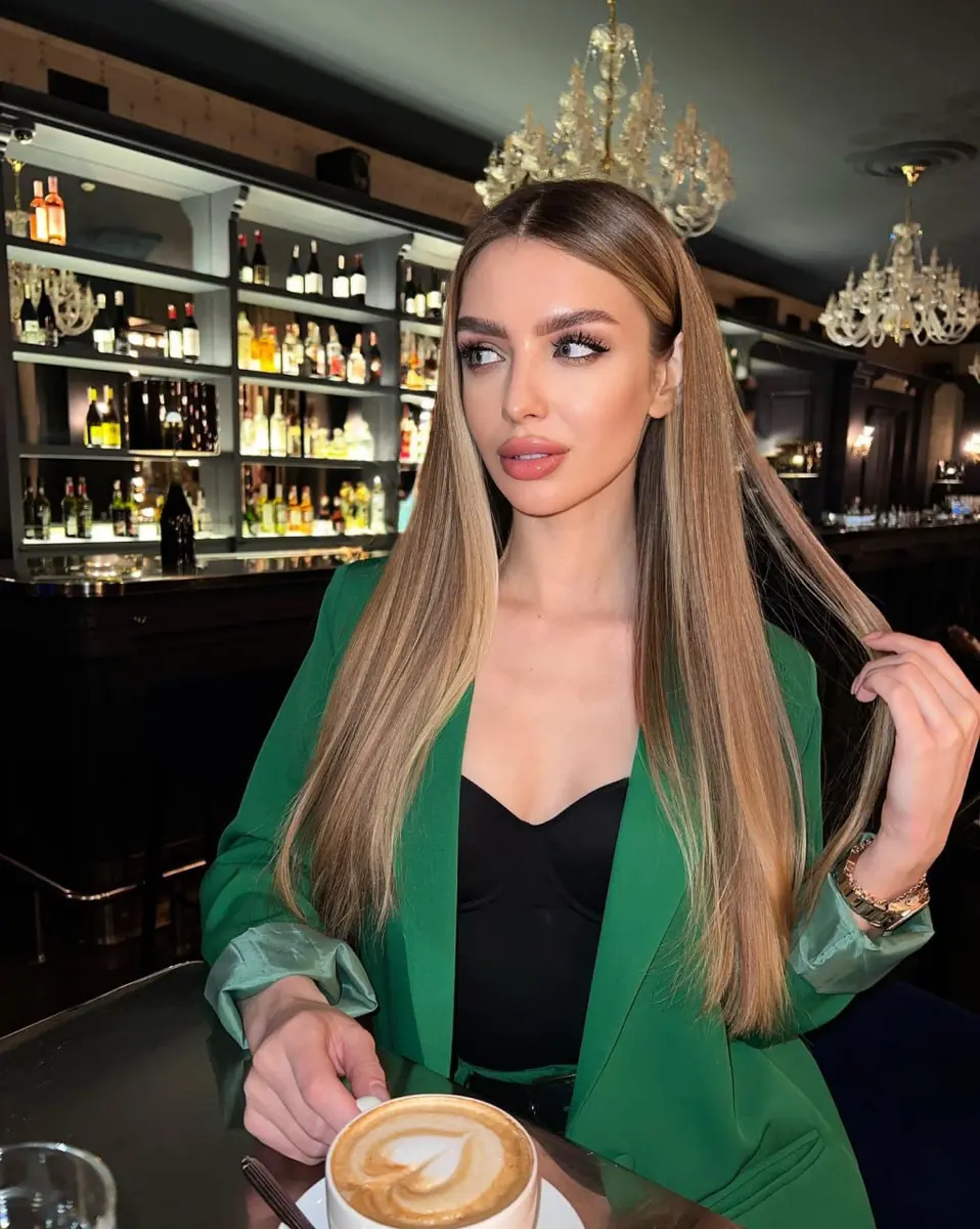 Yana escort in Dubai