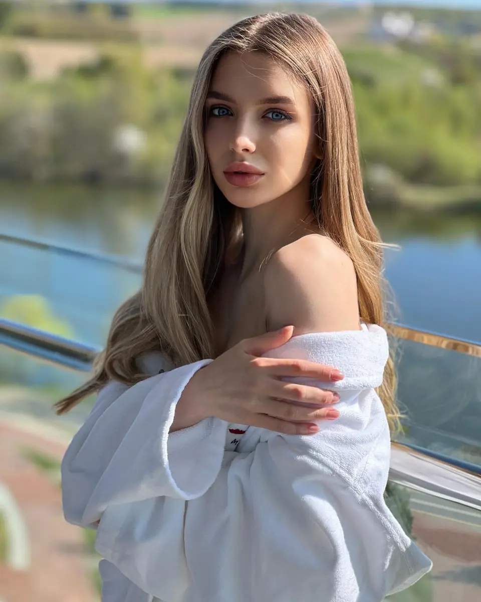 Yana escort in Dubai