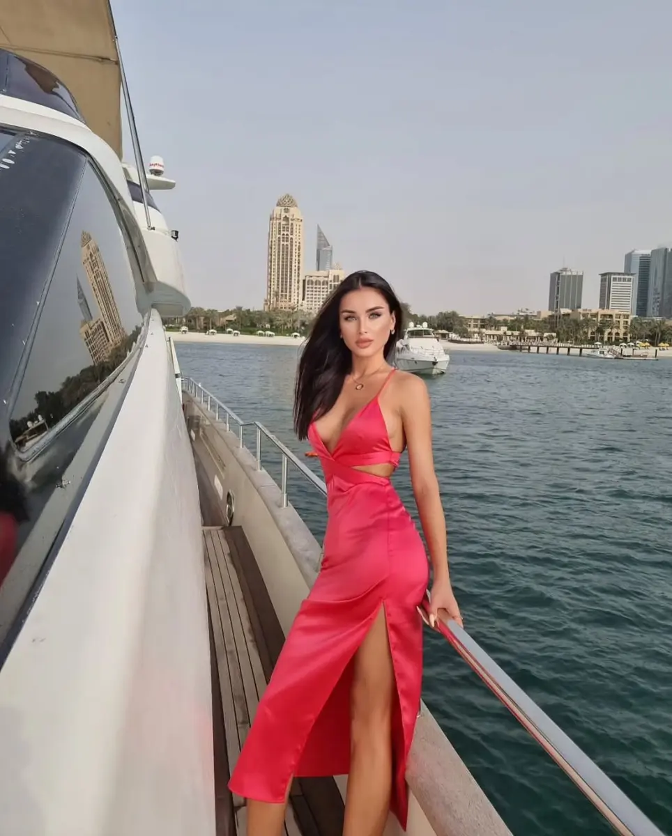 Yasmin escort in Dubai