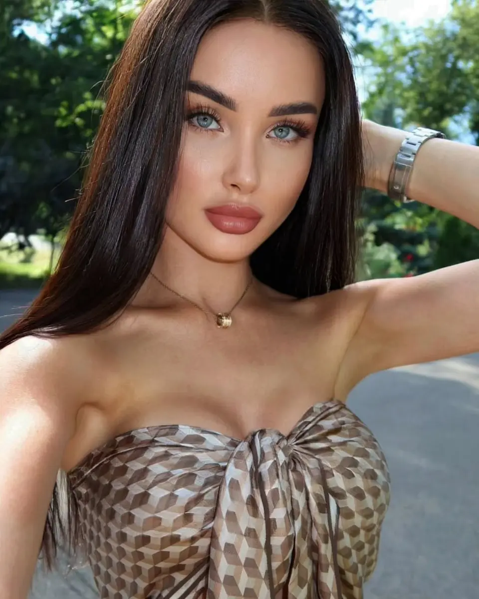 Yasmin escort in Dubai